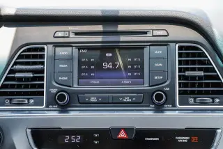 Hyundai SONATA Hybrid 2016 SE 4dr Sedan