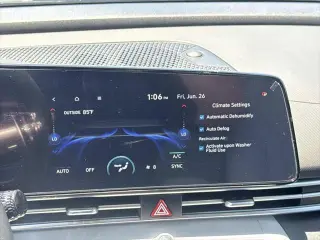 Hyundai ELANTRA 2025 Limited 4dr Sedan