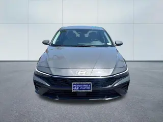 Hyundai ELANTRA 2025 Limited 4dr Sedan