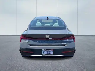 Hyundai ELANTRA 2025 Limited 4dr Sedan