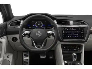 Volkswagen Tiguan 2023 SE R-Line Black 4dr SUV