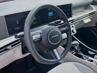Hyundai TUCSON 2026 SEL 4dr SUV