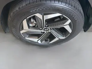 Hyundai TUCSON 2024 SEL 4dr SUV