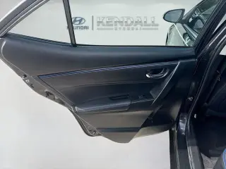 Toyota Corolla 2017 SE 4dr Sedan 6M