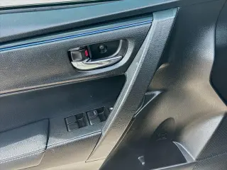 Toyota Corolla 2017 SE 4dr Sedan 6M