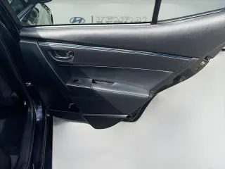 Toyota Corolla 2017 SE 4dr Sedan 6M
