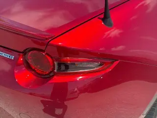 Mazda MX-5 Miata 2021 Grand Touring 2dr Convertible 6A