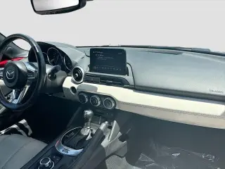 Mazda MX-5 Miata 2021 Grand Touring 2dr Convertible 6A