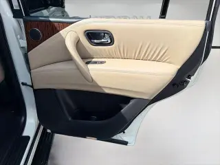 Nissan Armada 2017 4x2 Platinum 4dr SUV