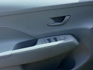 Hyundai KONA 2024 SEL 4dr Crossover