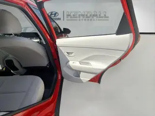 Hyundai KONA 2024 SEL 4dr Crossover
