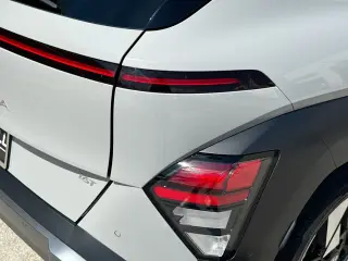 Hyundai KONA 2024 Limited 4dr Crossover