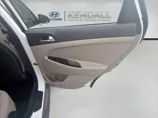 Hyundai TUCSON 2021 SE 4dr SUV