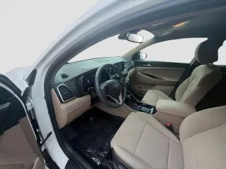 Hyundai TUCSON 2021 SE 4dr SUV