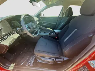 Hyundai ELANTRA 2025 SE 4dr Sedan