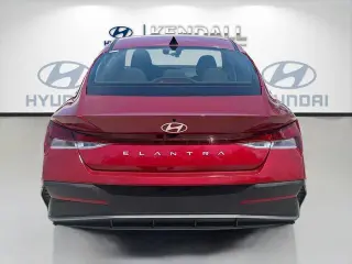 Hyundai ELANTRA 2025 SE 4dr Sedan