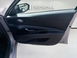 Hyundai ELANTRA 2025 SE 4dr Sedan