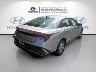 Hyundai ELANTRA 2025 SE 4dr Sedan