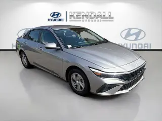 Hyundai ELANTRA 2025 SE 4dr Sedan