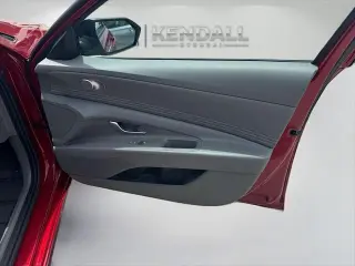 Hyundai ELANTRA 2026 SEL Sport 4dr Sedan
