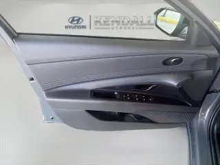 Hyundai ELANTRA 2026 SEL Sport 4dr Sedan