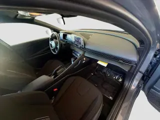 Hyundai ELANTRA 2026 SEL Sport 4dr Sedan