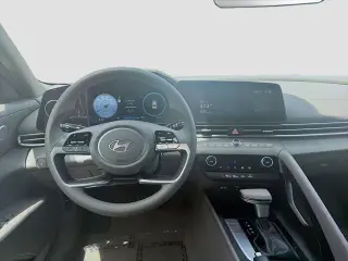 Hyundai ELANTRA 2024 SEL 4dr Sedan