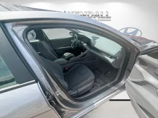 Hyundai ELANTRA 2024 SEL 4dr Sedan