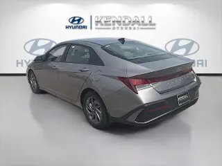 Hyundai ELANTRA 2024 SEL 4dr Sedan