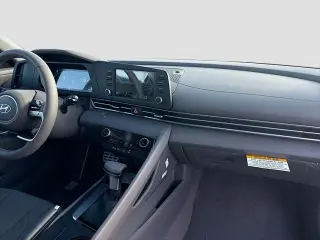 Hyundai ELANTRA 2026 SEL Sport 4dr Sedan