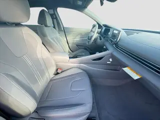 Hyundai ELANTRA 2026 SEL Sport 4dr Sedan