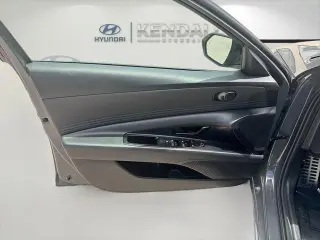Hyundai ELANTRA 2026 SEL Sport 4dr Sedan