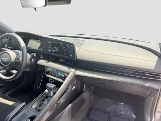 Hyundai ELANTRA 2026 SEL Sport 4dr Sedan