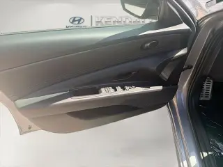 Hyundai ELANTRA 2026 SEL Sport Premium 4dr Sedan