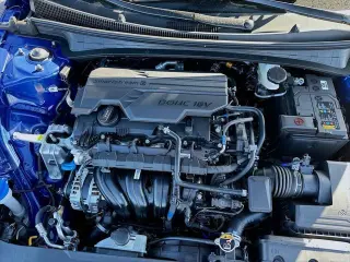 Hyundai ELANTRA 2026 SEL Sport Premium 4dr Sedan
