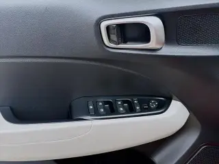 Hyundai VENUE 2021 SEL 4dr Crossover