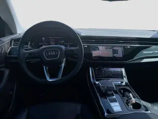 Audi Q8 2023 AWD quattro Prestige 55 TFSI 4dr SUV