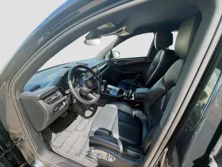 Porsche Macan 2023 AWD 4dr SUV