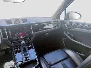 Porsche Macan 2023 AWD 4dr SUV