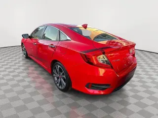 Honda Civic 2019 Touring 4dr Sedan