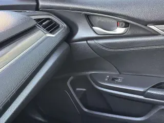 Honda Civic 2019 Touring 4dr Sedan