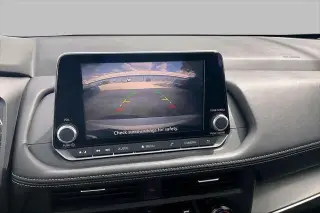 Nissan Rogue 2025 SV 4dr Crossover