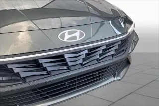 Hyundai ELANTRA 2026 SE 4dr Sedan