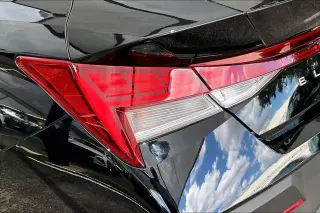 Hyundai ELANTRA Hybrid 2025 Blue 4dr Sedan