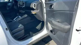 Hyundai VENUE 2025 Limited 4dr Crossover