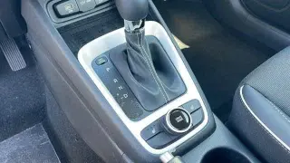 Hyundai VENUE 2025 Limited 4dr Crossover