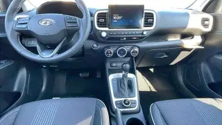 Hyundai VENUE 2025 Limited 4dr Crossover
