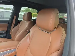 Genesis GV70 2025 AWD 2.5T Standard 4dr SUV