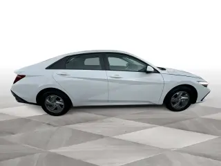 Hyundai ELANTRA 2026 SE 4dr Sedan