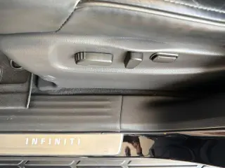 INFINITI QX80 2019 AWD Luxe 4dr SUV